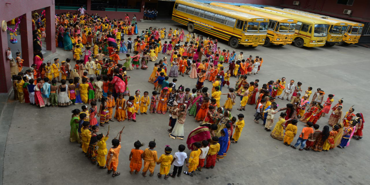 GANPATI IDOL MAKING